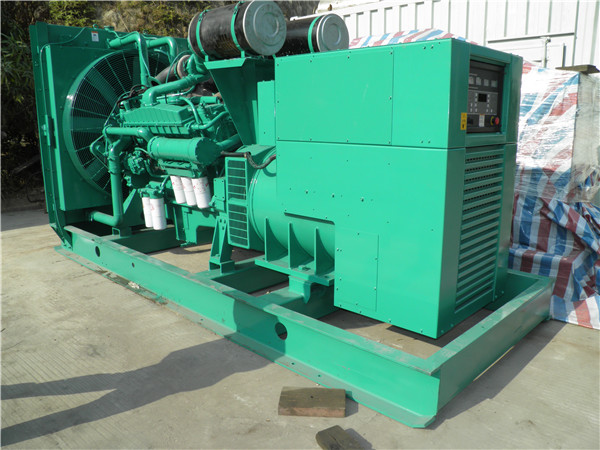 贺州出租发电机 发电机组厂家：柴油发电机组的控制屏的作用是什么？