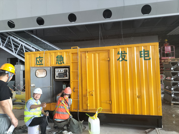 贺州怎样判断空气滤清器是否需要更换？